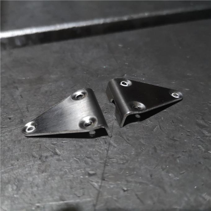 플러그 보드 하우징을 위한 OEM 부품에 날인하는 금속을 처리하는 SUS304 철강 0